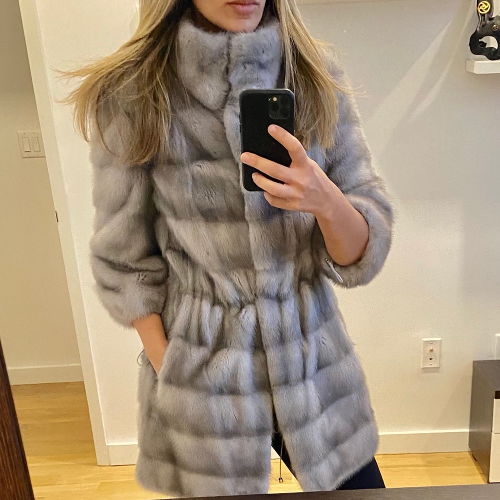 Gorgeous Like New Silver Russian Mink Fur Coat